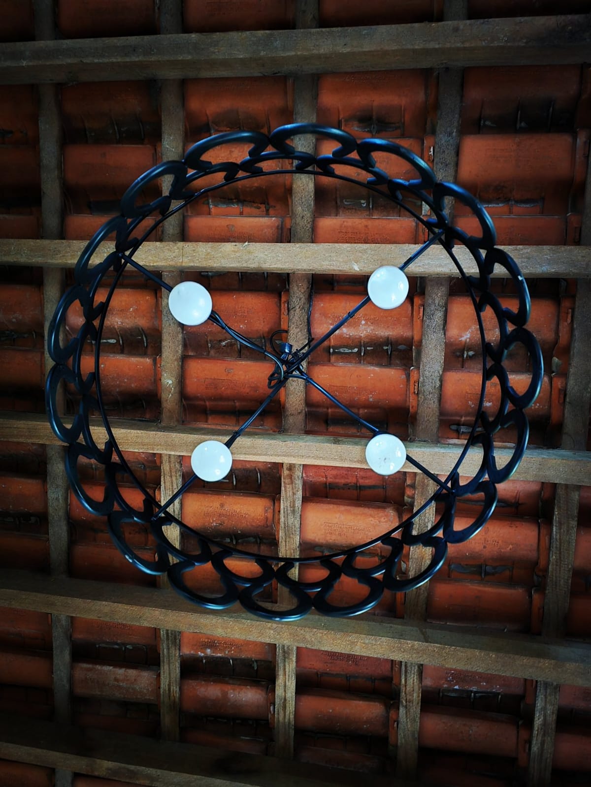 Lustre Bruto 60cm c/ 4 lâmpadas