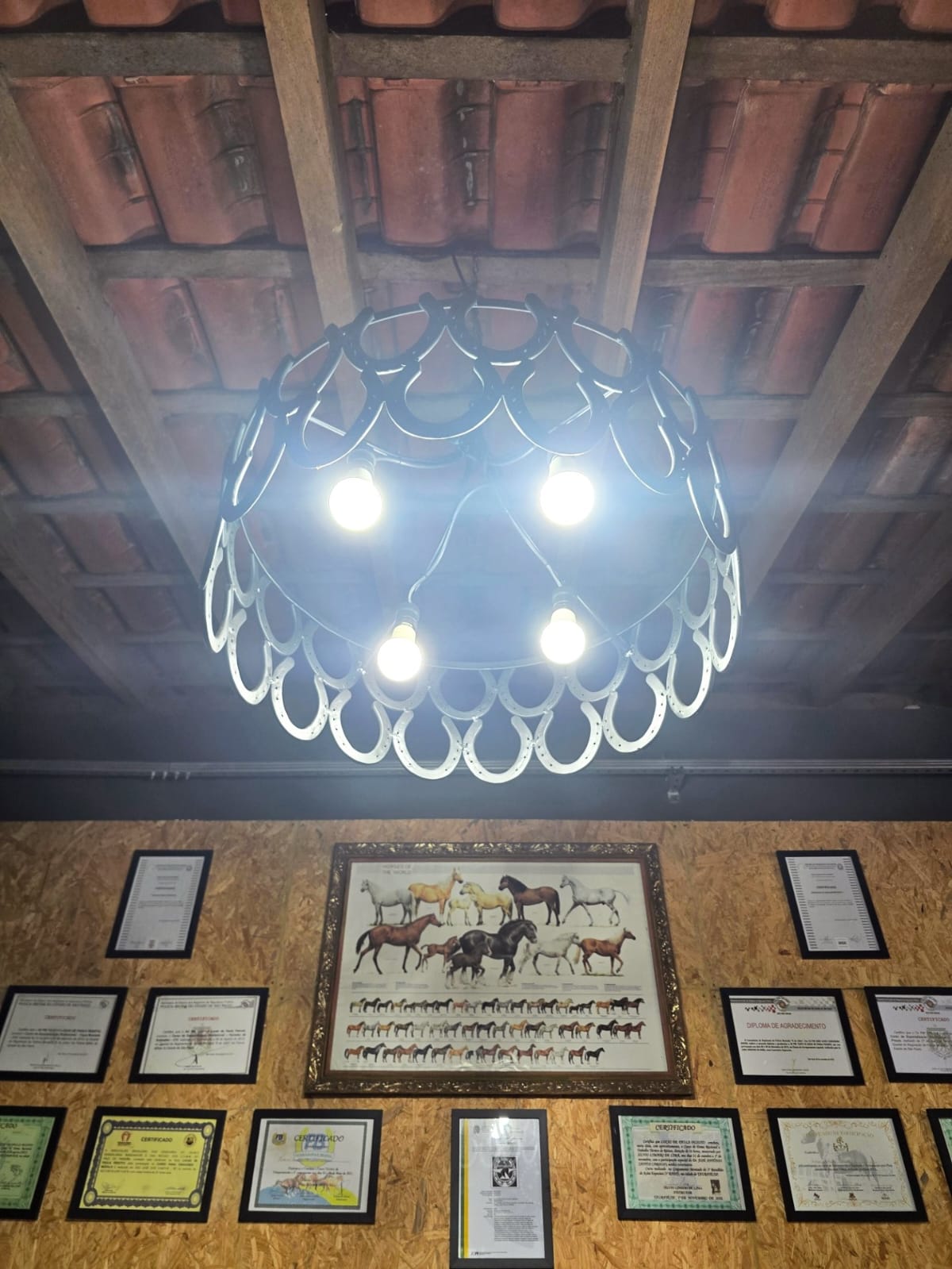 Lustre Bruto 60cm c/ 4 lâmpadas