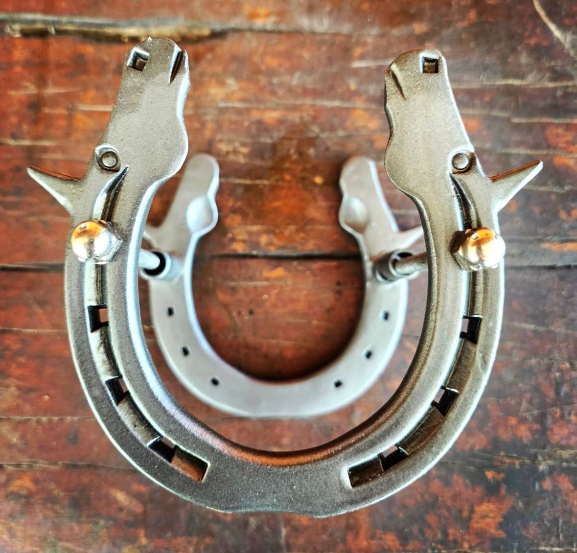 Puxador  Ferradura Cavalos Par